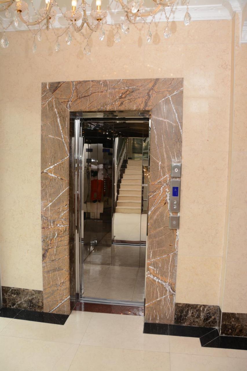 Hotel Amaritsah Brazzaville Esterno foto