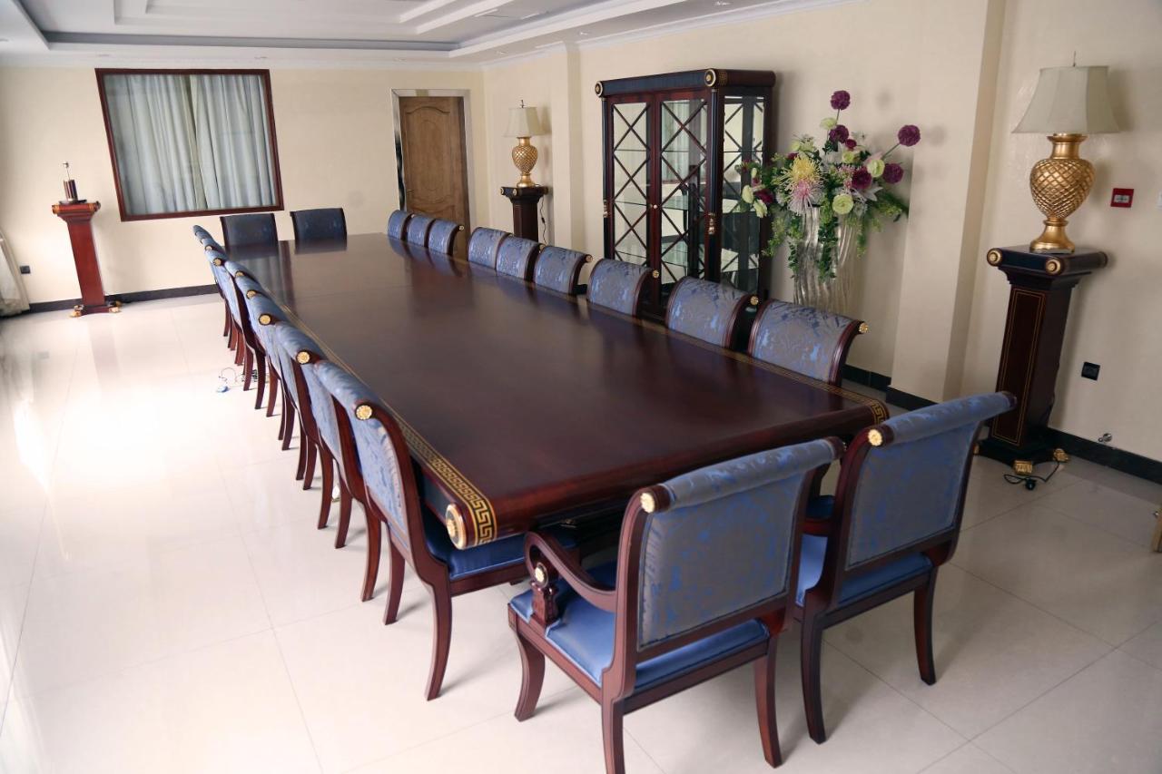 Hotel Amaritsah Brazzaville Esterno foto