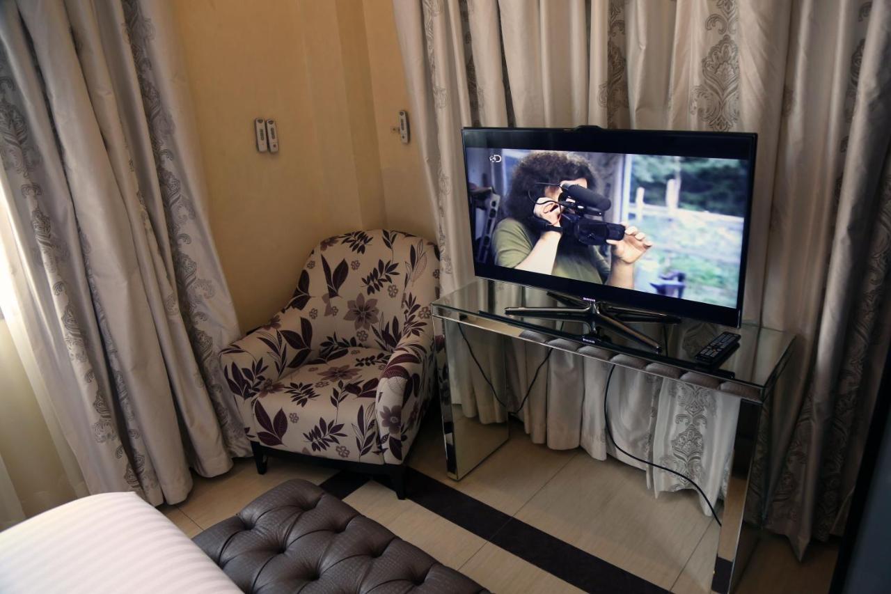 Hotel Amaritsah Brazzaville Esterno foto