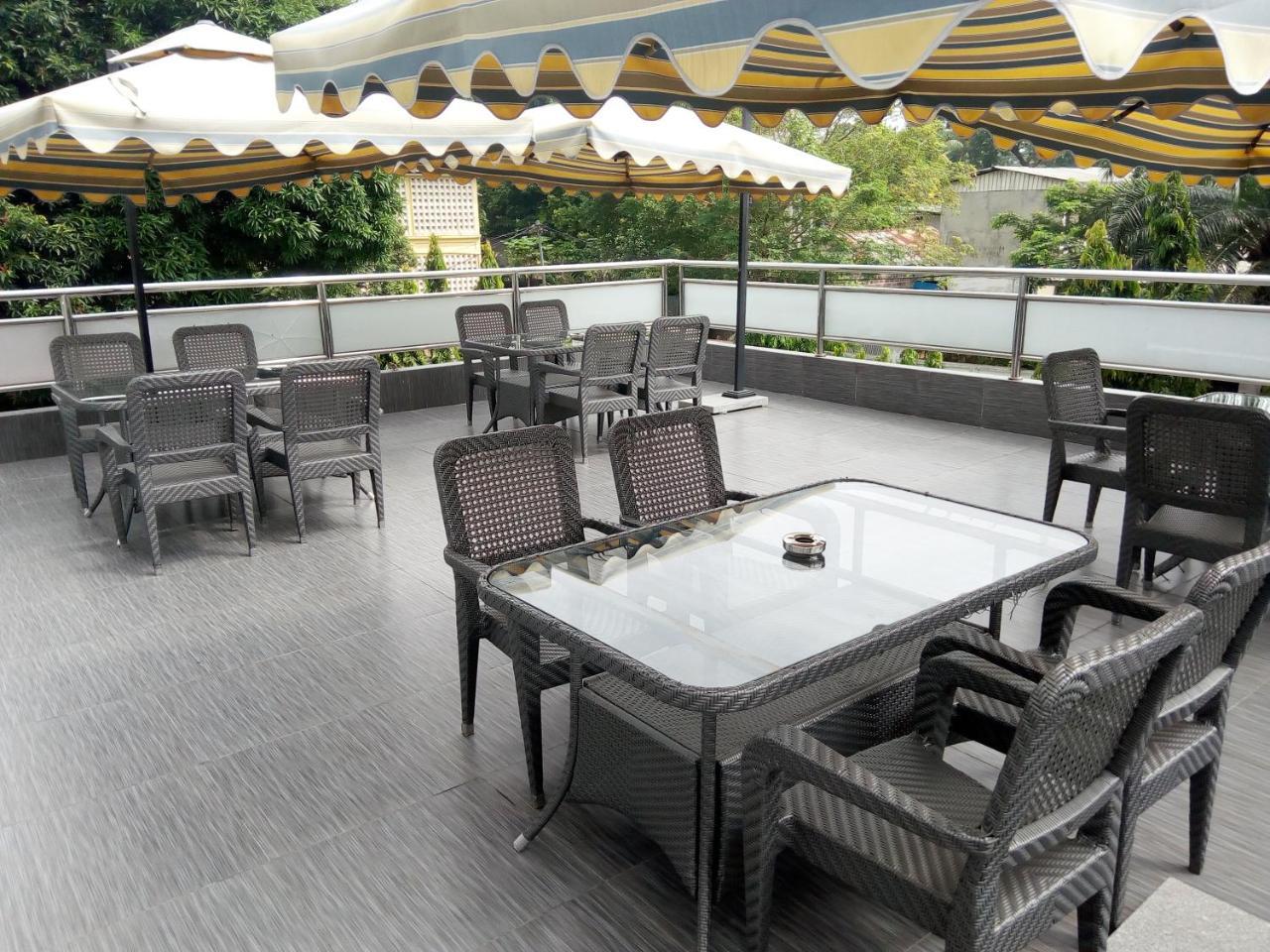 Hotel Amaritsah Brazzaville Esterno foto